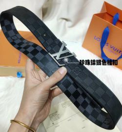 Picture of LV Belts _SKULVBelt40mmX95-125cm7D1006613